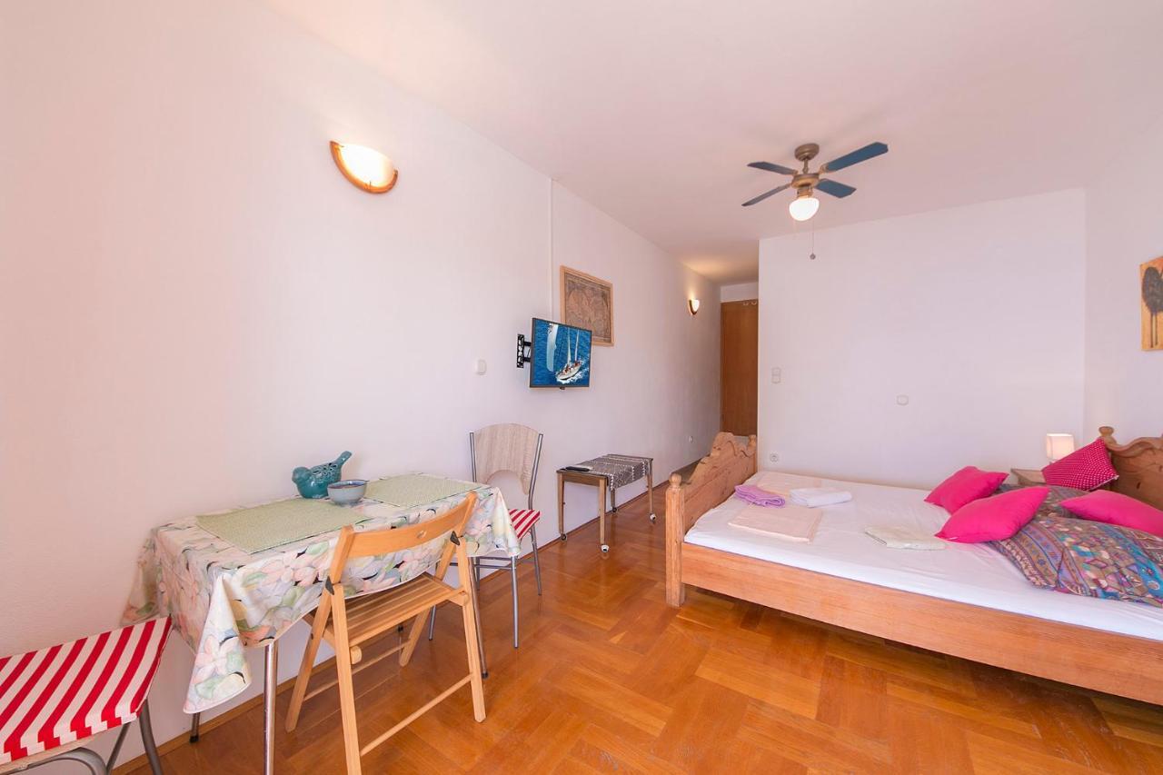 ברלה Villa Lastavica מראה חיצוני תמונה